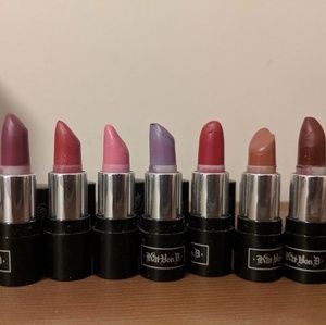 7 pre-loved Kat Von D lipsticks 💄💋